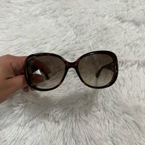 Gucci used sun glasses